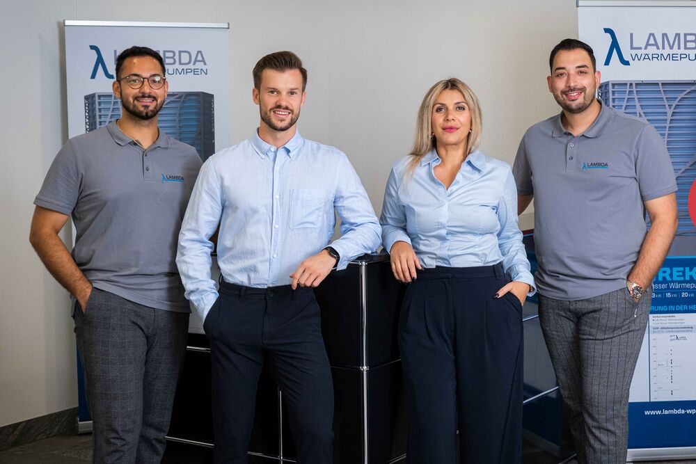 Das Team bei der LAMBDA Schweiz GmbH: Tobias Stojkovic (Servicetechniker), Mathias Mähr (Geschäftsleiter), Kathi Künzler (Betriebswirtschaft) und Jonatan Stojkovic (Technischer Verkauf).